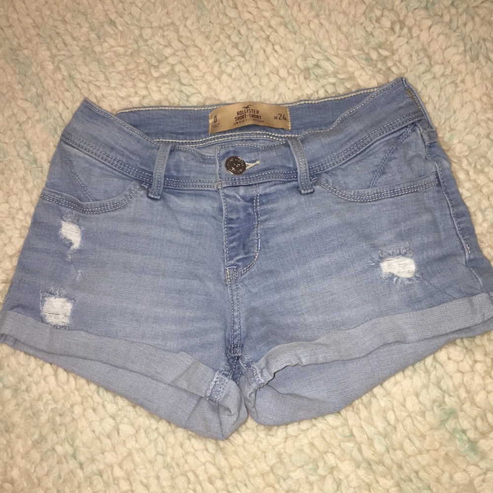 Hollister Size 0 Low-Rise Shorts